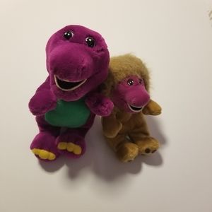 ⭐3 for $20⭐ Two Barney stuffed animals